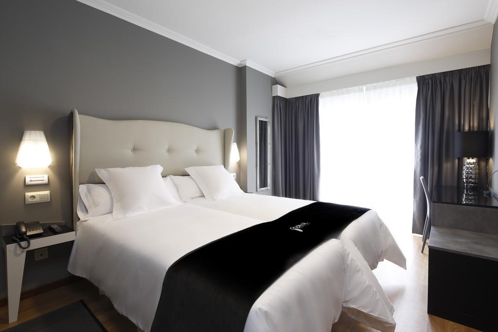 Capitol Boutique Hotel Santiago de Compostela Room photo