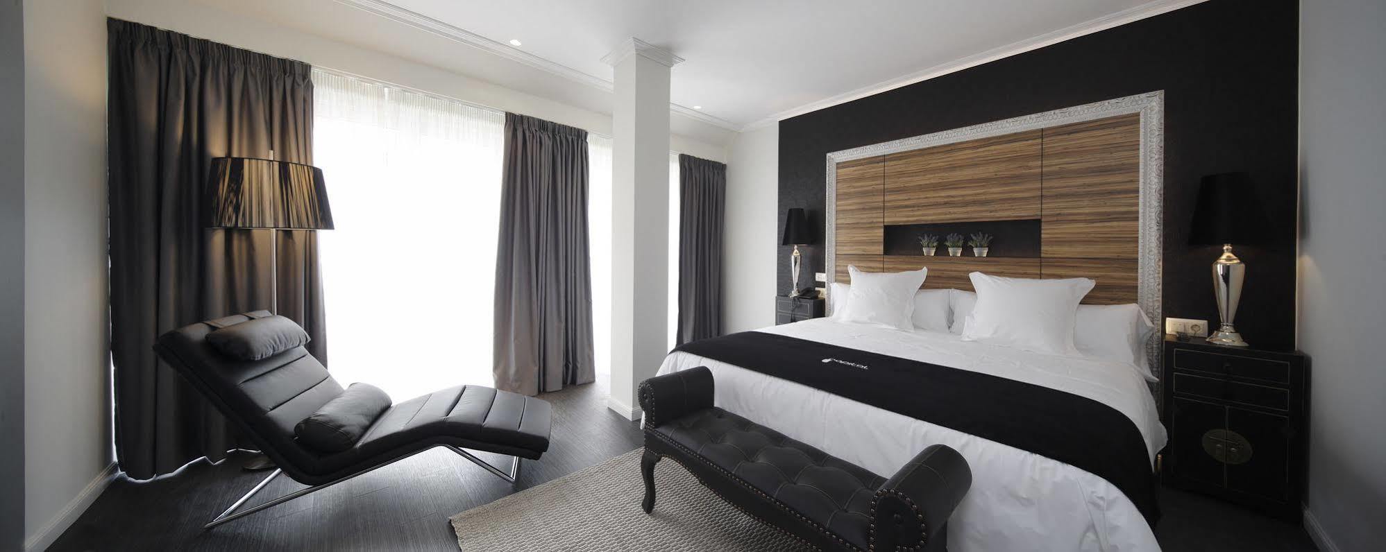 Capitol Boutique Hotel Santiago de Compostela Exterior photo
